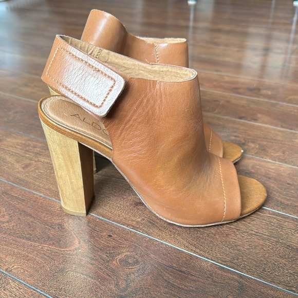Aldo Heels - Picture 2 of 8